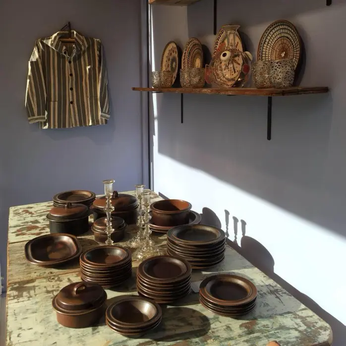 Vitrine Place Brugmann Magasin Scènes de Ménage