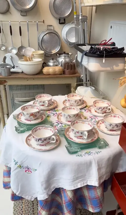 Vaisselle Place Brugmann Magasin Scènes de Ménage